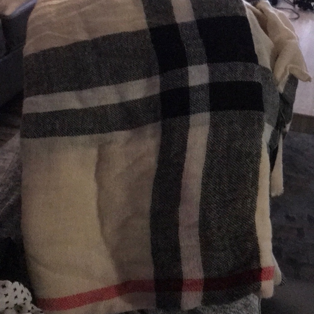 Scarf - look a like